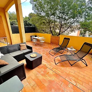  Appartement Proche Avec Terrasse Et Jardin Privatif